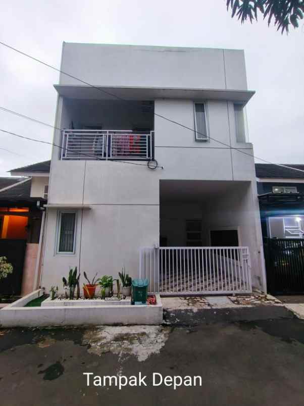 dijual rumah nyaman siap huni di buana ciwastra