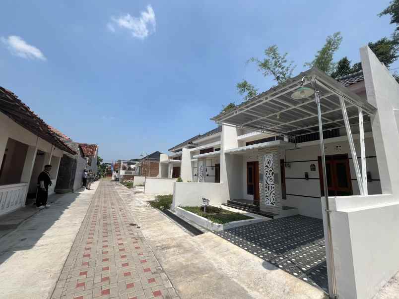 dijual rumah pakahan jogonalan klaten