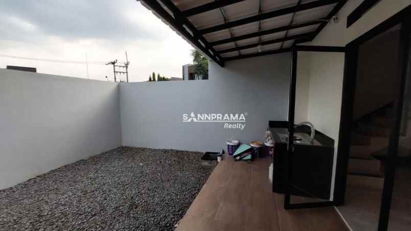 dijual rumah pancoran mas