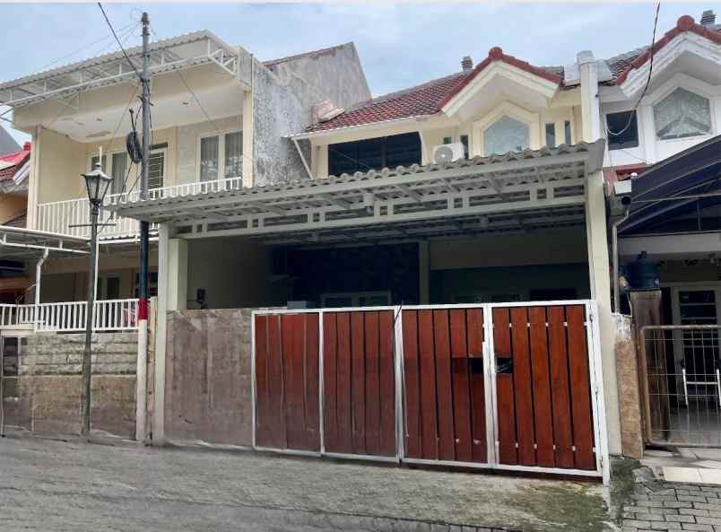 dijual rumah pantai mentari