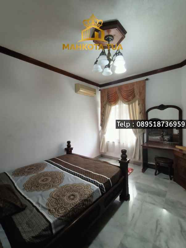 dijual rumah pejaten barat