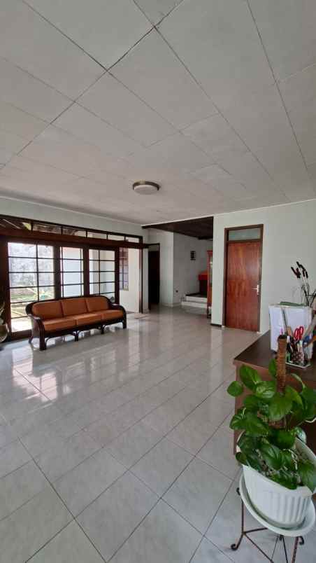 dijual rumah pejaten raya