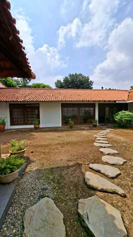 dijual rumah pejaten raya