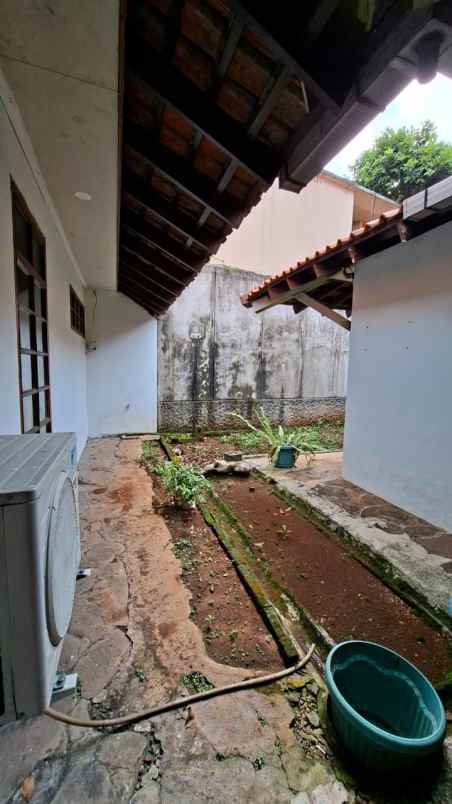 dijual rumah pejaten raya