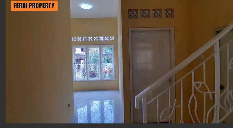 dijual rumah perumahan citra gran cibubur