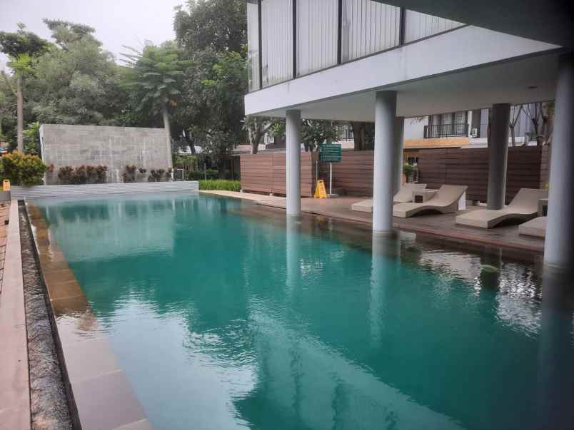 dijual rumah perumahan premier riviera