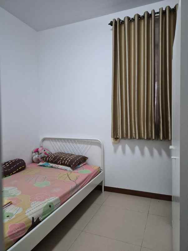 dijual rumah perumahan sakura regency 3