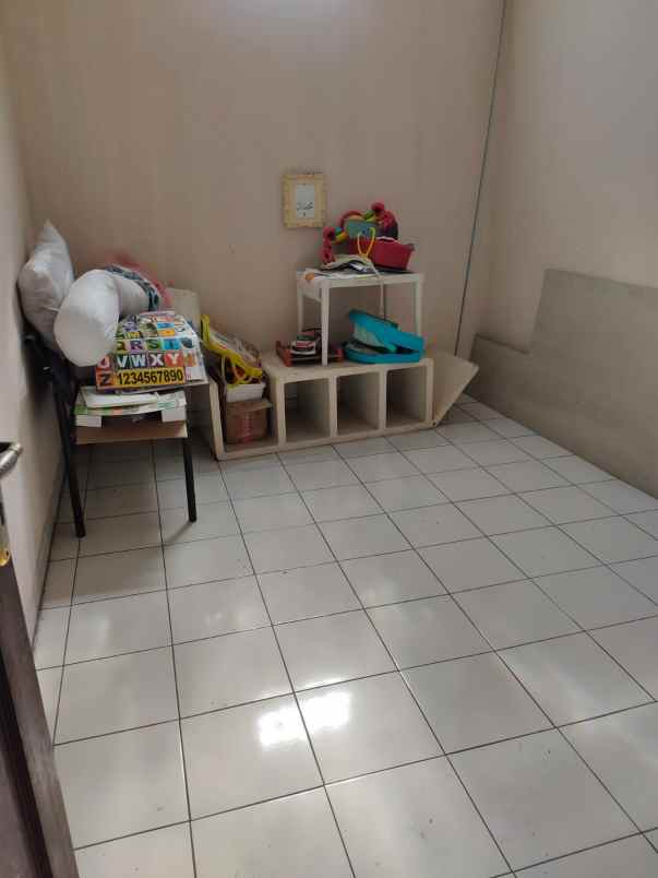 dijual rumah perumahan taman pulogebang