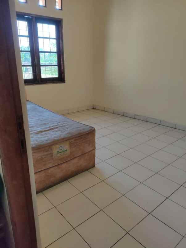 dijual rumah perumahan taman pulogebang