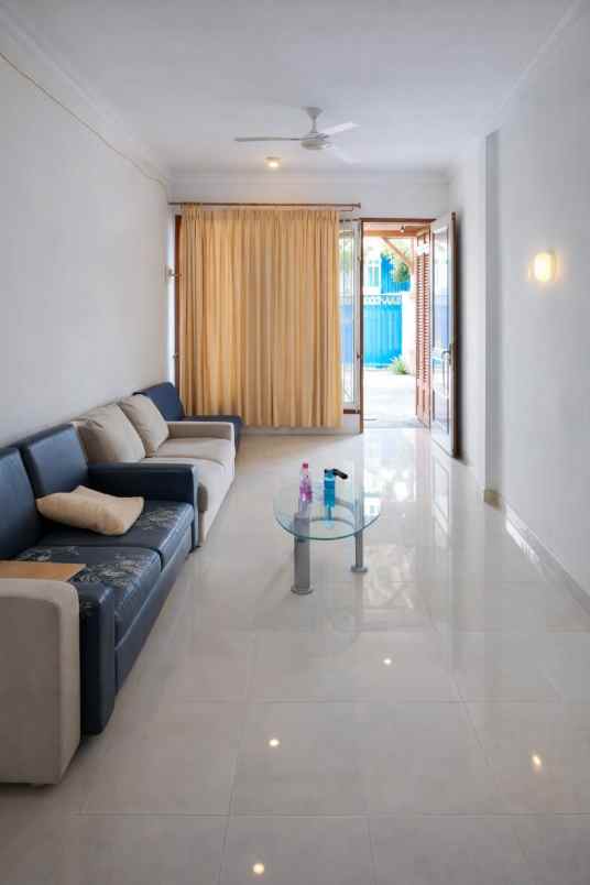 dijual rumah perumahan tytian indah