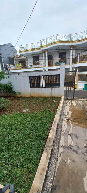 dijual rumah petukangan
