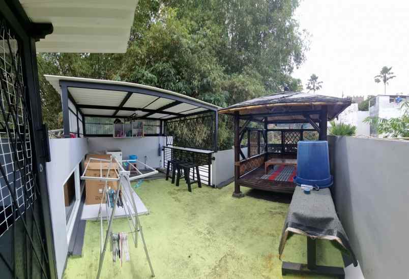 dijual rumah pisang agung