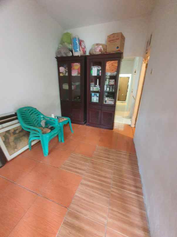 dijual rumah pondok aren