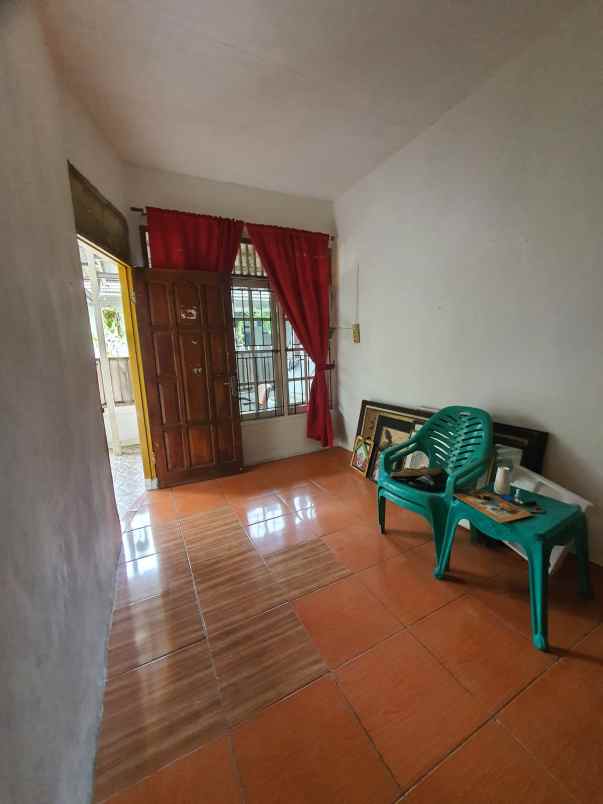 dijual rumah pondok aren