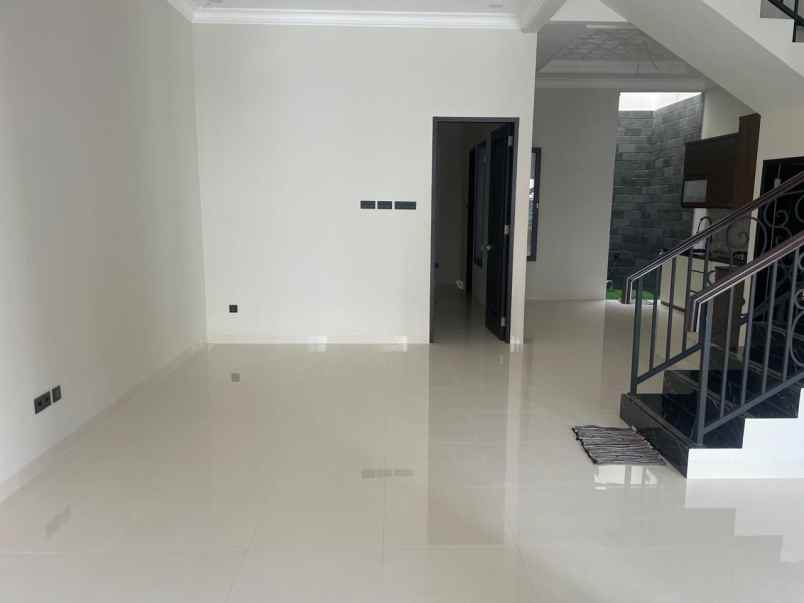 dijual rumah pondok bambu duren sawit