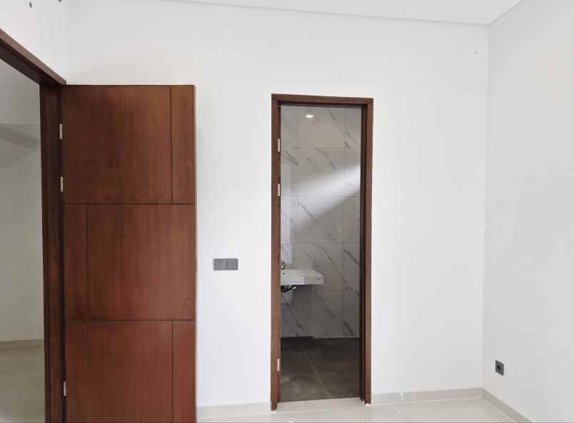 dijual rumah pondok hijau