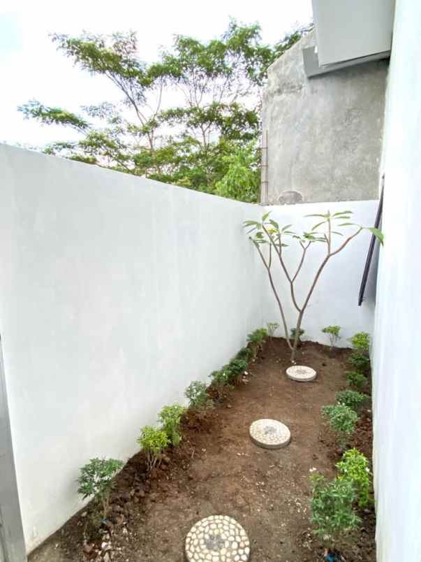 dijual rumah potorono mogang sitimulyo