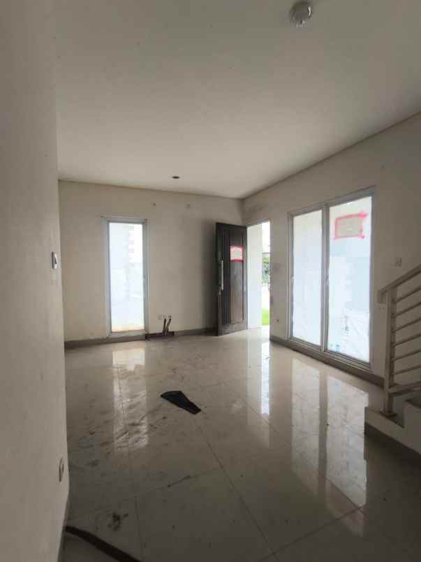 dijual rumah ps kranggan jatisampurna