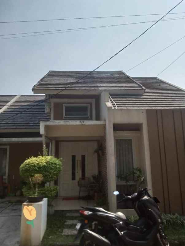 dijual rumah puri arsana bojongsari depok