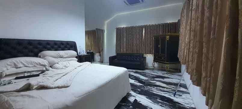 dijual rumah puri hijau town house