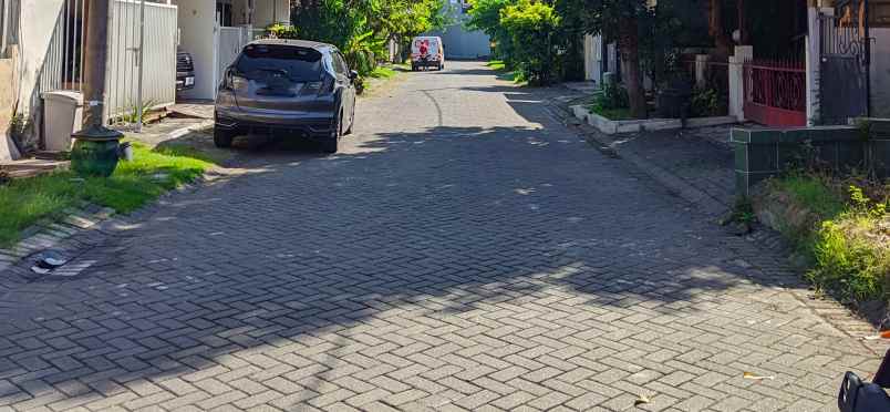 dijual rumah puri surya jaya