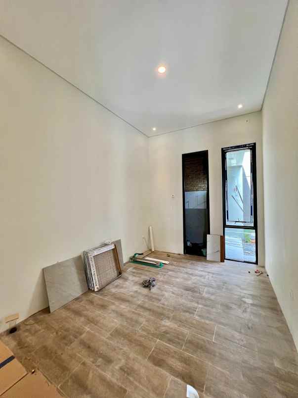 dijual rumah purwomartani kalasan sleman