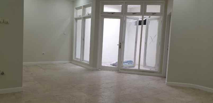 dijual rumah rawa domba