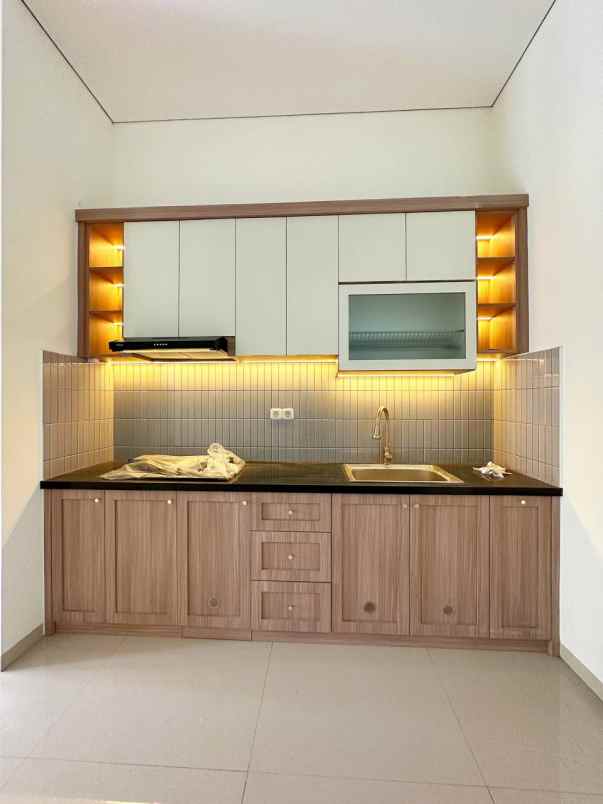 dijual rumah rawamangun