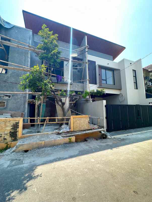 dijual rumah rawamangun