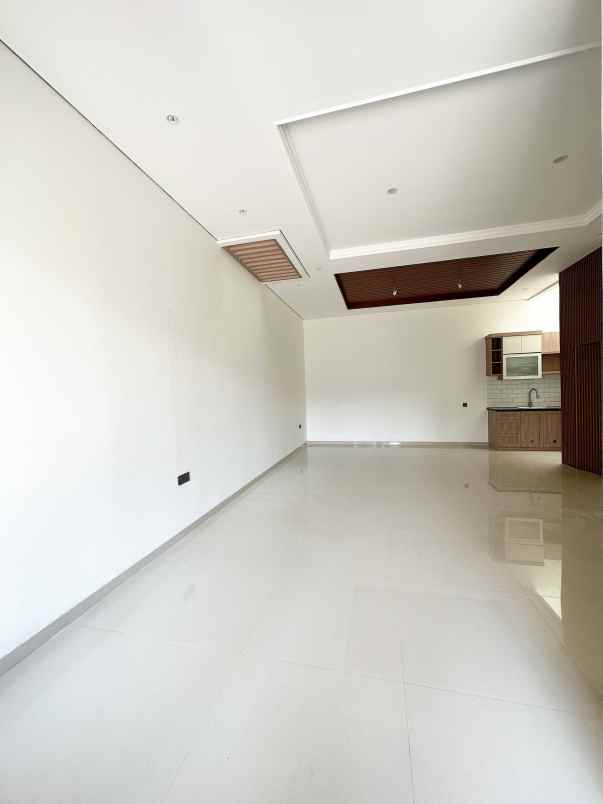 dijual rumah rawamangun