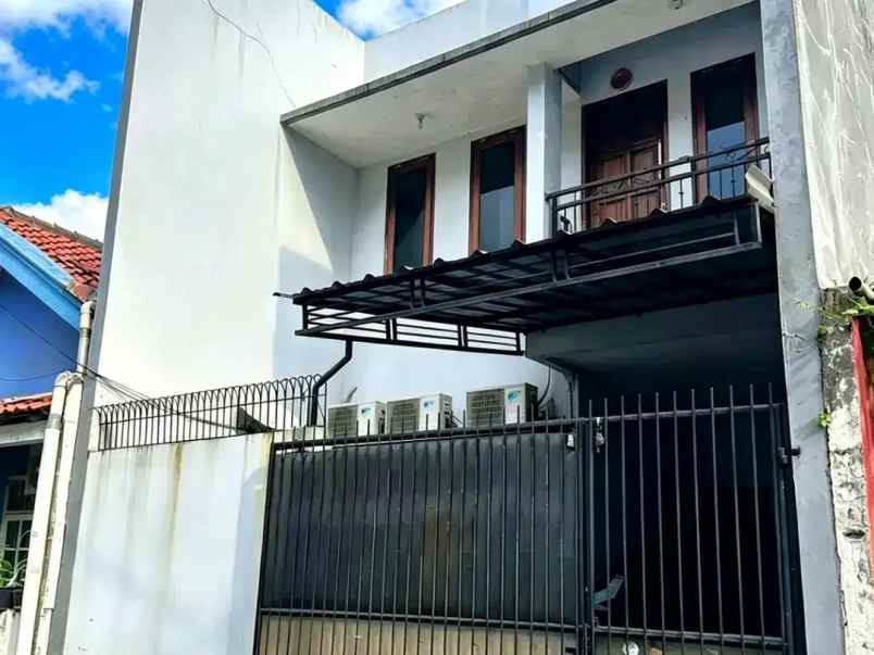 dijual rumah rawamangun