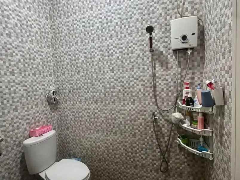 dijual rumah rawamangun