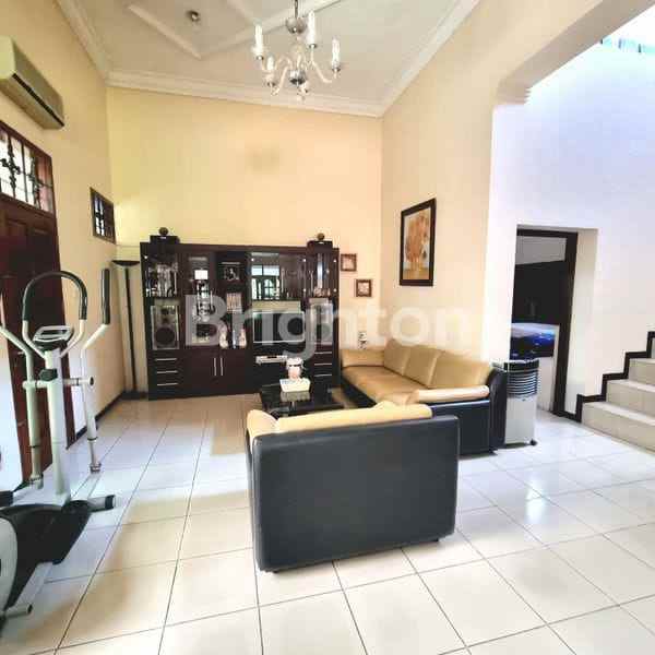 dijual rumah raya ambengan