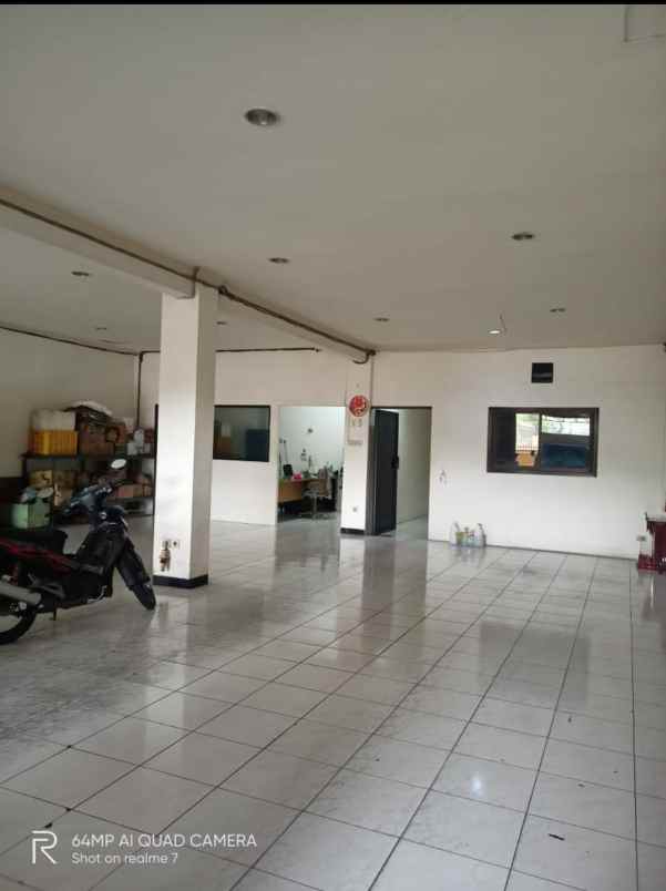 dijual rumah raya kenjeran
