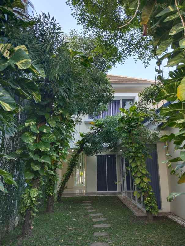 dijual rumah royal residence cluster harewood surabaya