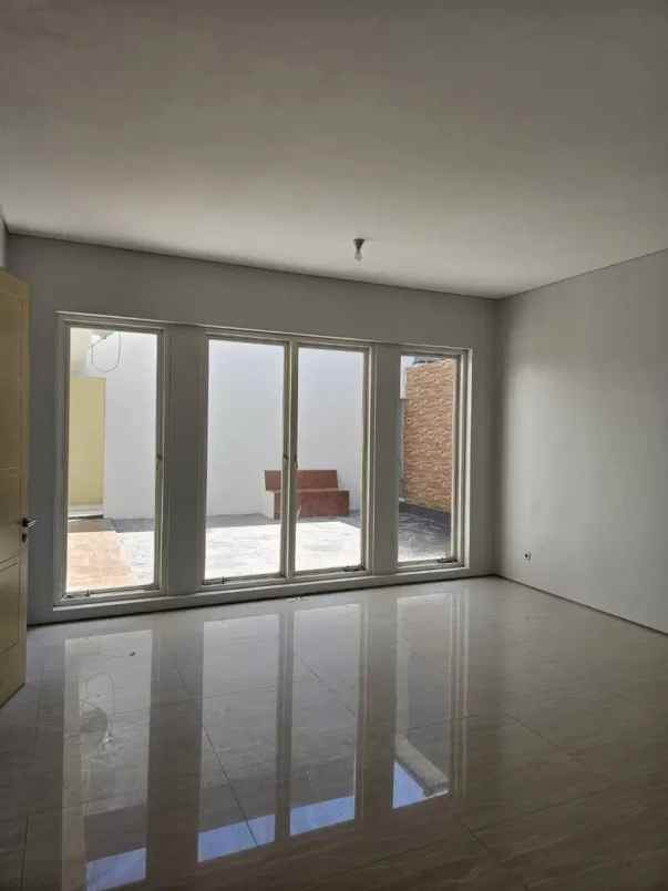 dijual rumah royal residence cluster richmond surabaya