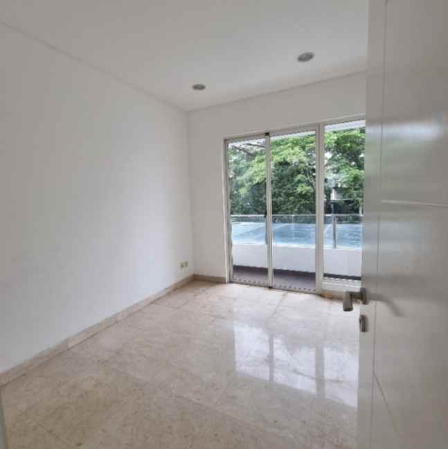 dijual rumah rumah kemayoran cluster