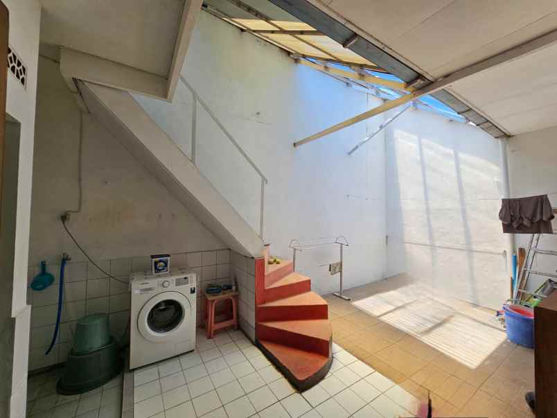 dijual rumah sawojajar 1