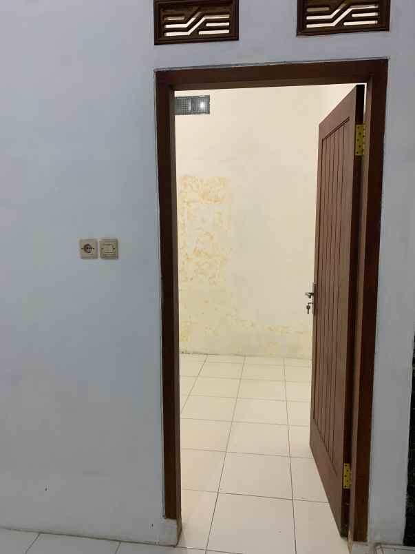 dijual rumah sawojajar 2