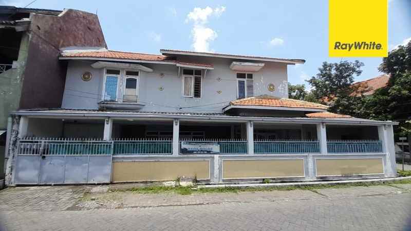 dijual rumah semampir barat