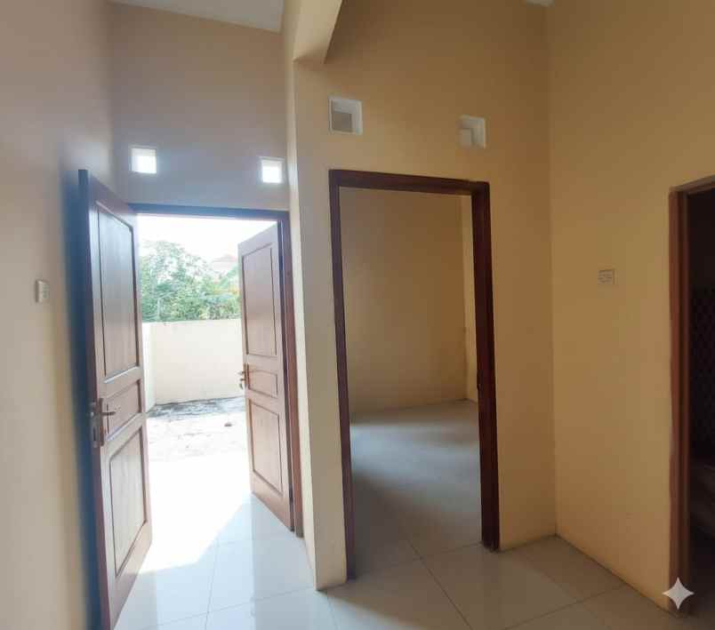 dijual rumah sembungharjo