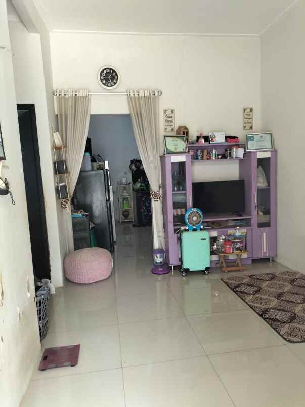 dijual rumah setu bekasi