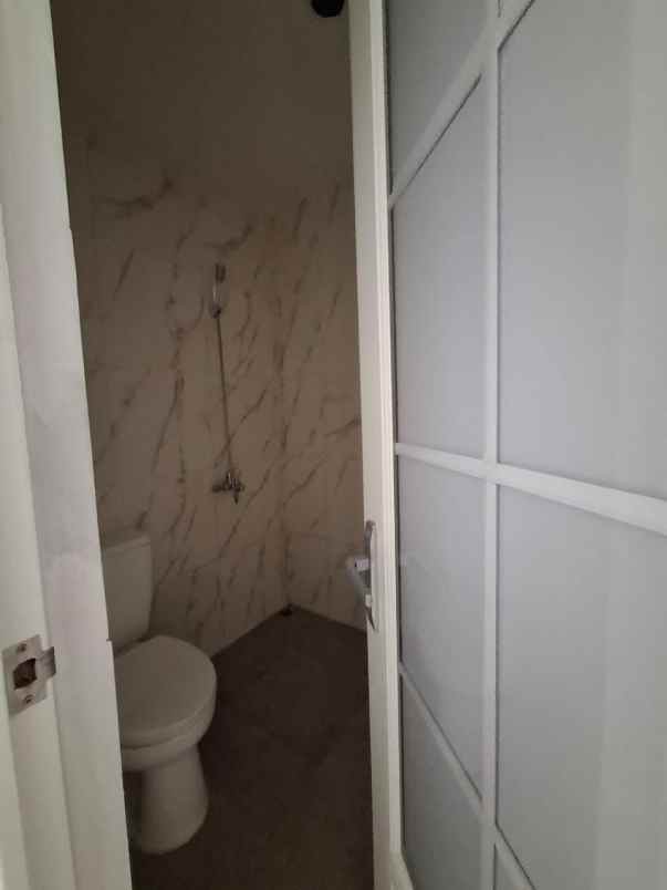 dijual rumah siap huni di kota wisata