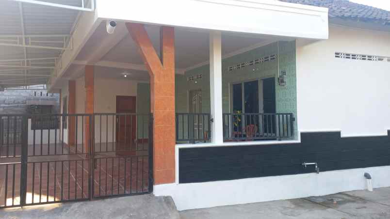 dijual rumah sidokarto