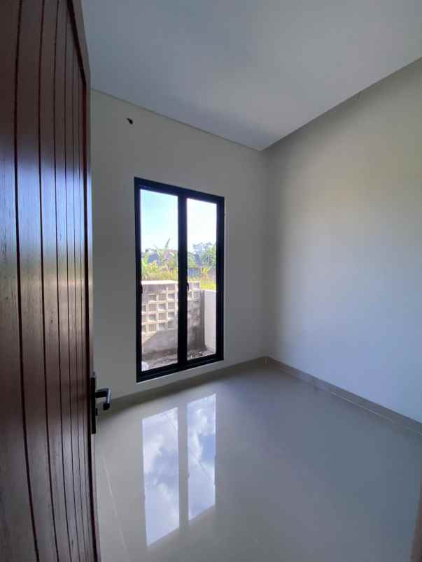 dijual rumah sleman