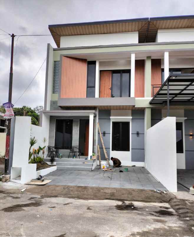 dijual rumah sleman