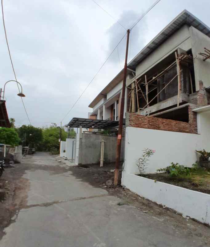 dijual rumah sleman