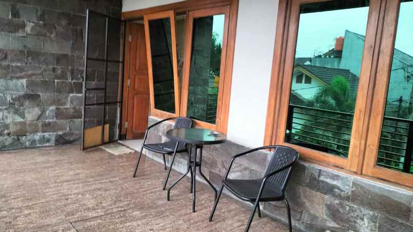 dijual rumah soekarno hatta