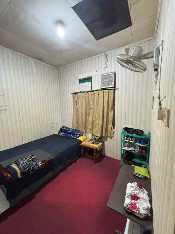 dijual rumah srengseng kembangana