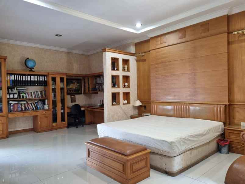 dijual rumah sukamulya